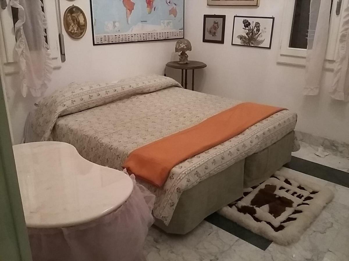 Antico '900 Bed & Breakfast Bologna Bagian luar foto
